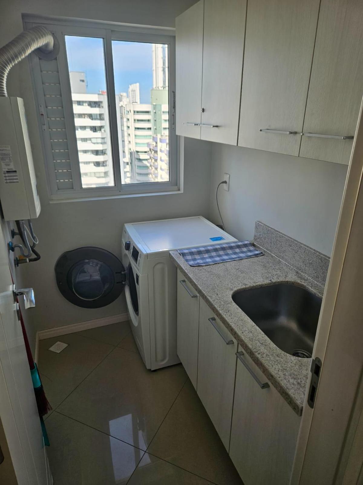 Apartamento Alto Padrao No 16º Andar Com 3 Quartos Top Balneario Camboriu Luaran gambar